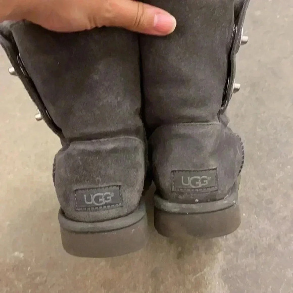 Ugg boots witb  turnlock - Picture 7 of 10